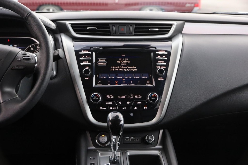 Nissan Murano Vehicle Image 23