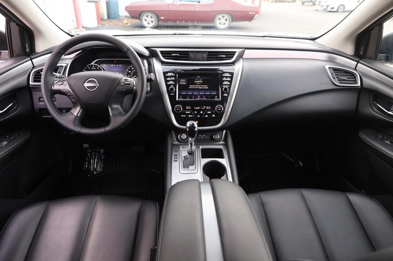 Nissan Murano Vehicle Image 20