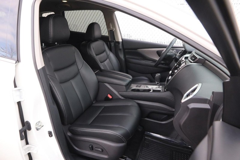 Nissan Murano Vehicle Image 25