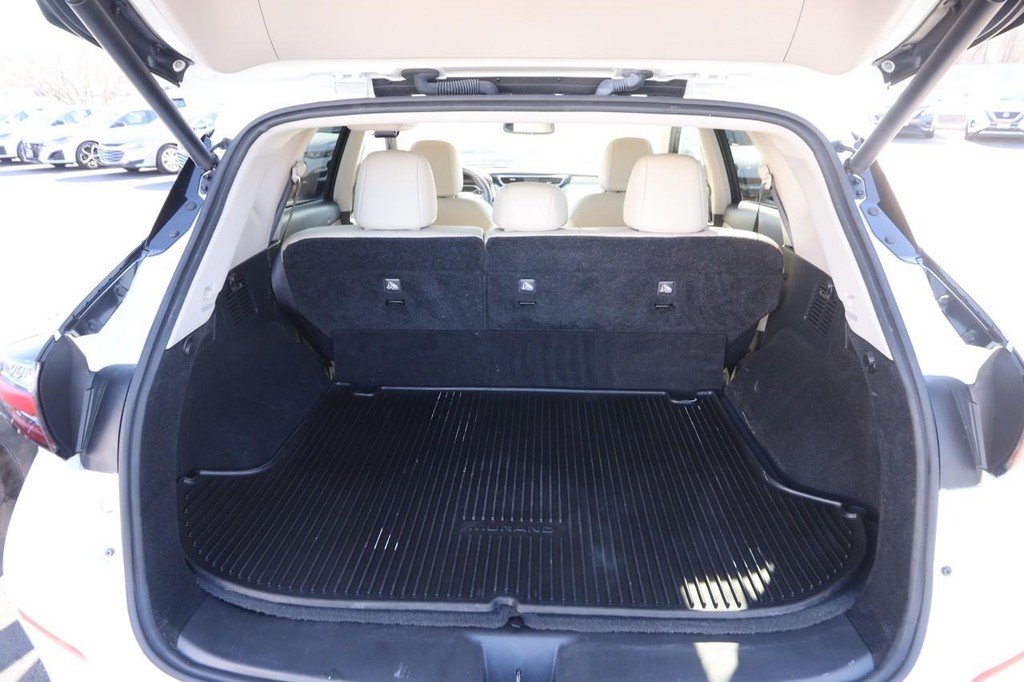 Nissan Murano Vehicle Image 07