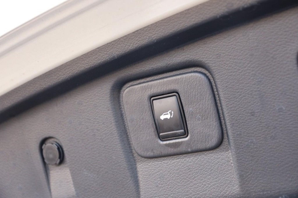 Nissan Murano Vehicle Image 08