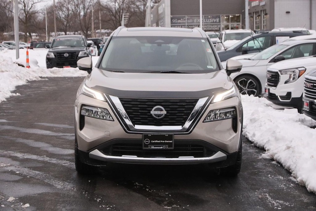 Nissan Rogue Vehicle Image 04