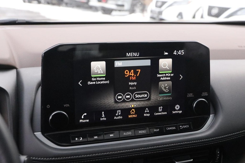 Nissan Rogue Vehicle Image 18