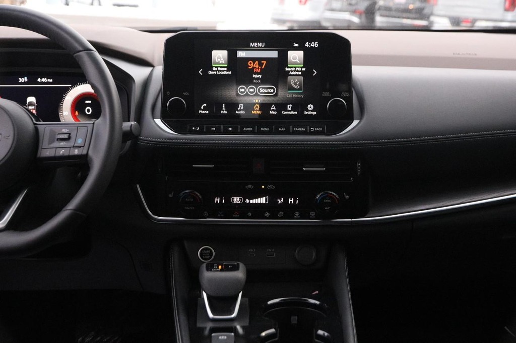 Nissan Rogue Vehicle Image 26