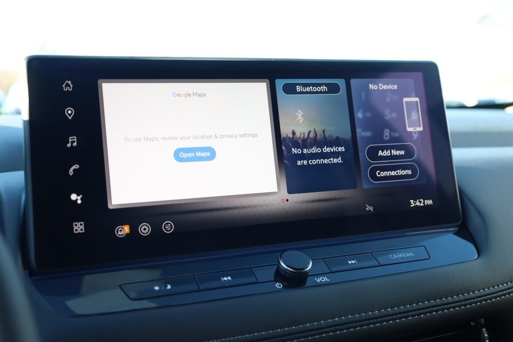 Nissan Rogue Vehicle Image 13