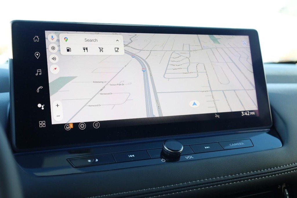 Nissan Rogue Vehicle Image 14