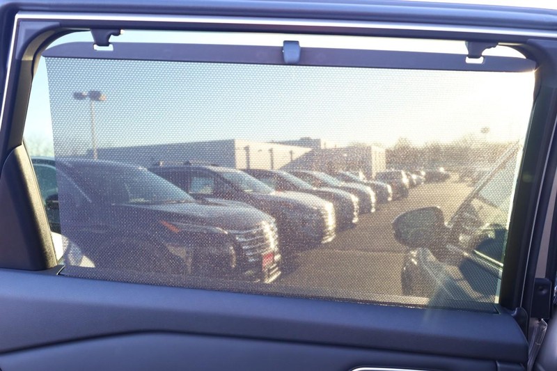 Nissan Rogue Vehicle Image 28