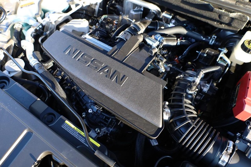 Nissan Rogue Vehicle Image 30