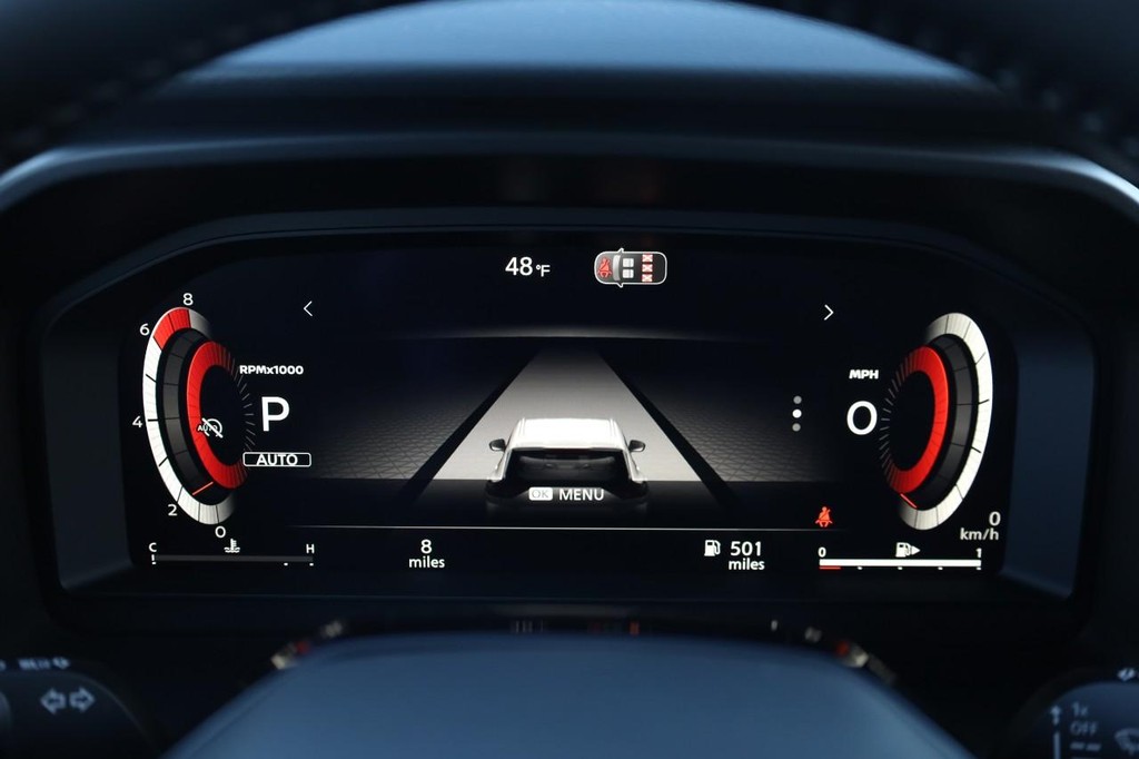 Nissan Rogue Vehicle Image 12