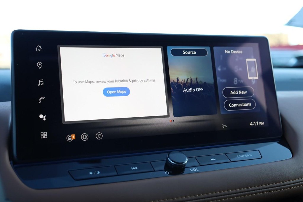 Nissan Rogue Vehicle Image 13