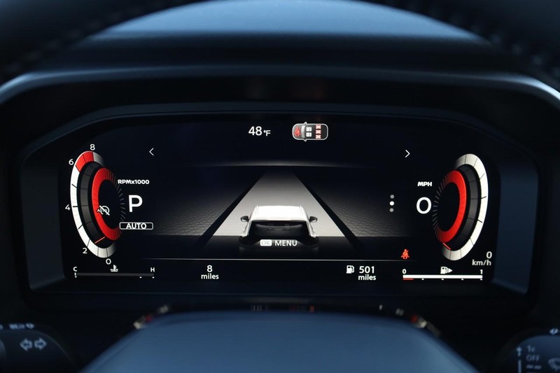 Nissan Rogue Vehicle Image 12