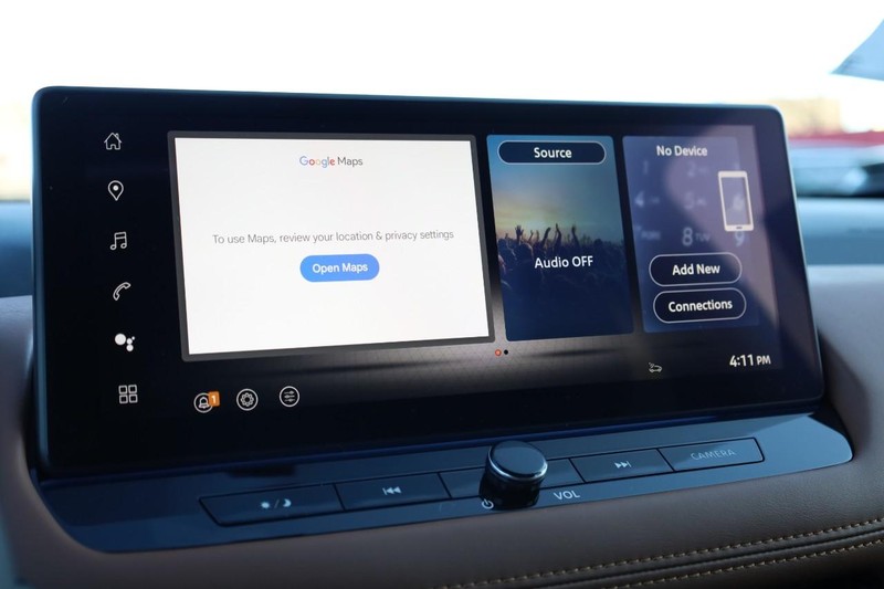 Nissan Rogue Vehicle Image 13