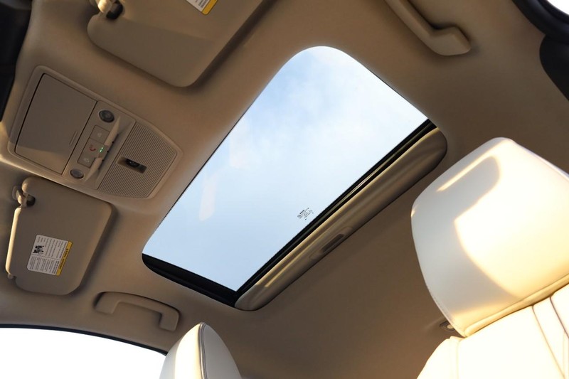 Nissan Sentra Vehicle Image 08