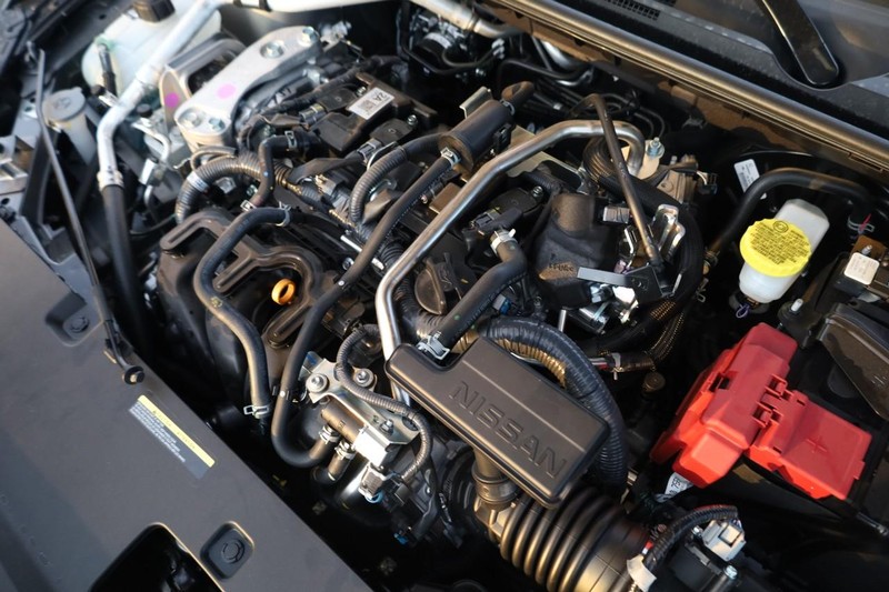 Nissan Sentra Vehicle Image 27