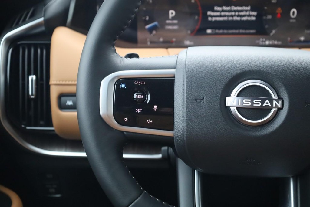 Nissan Armada Vehicle Image 10