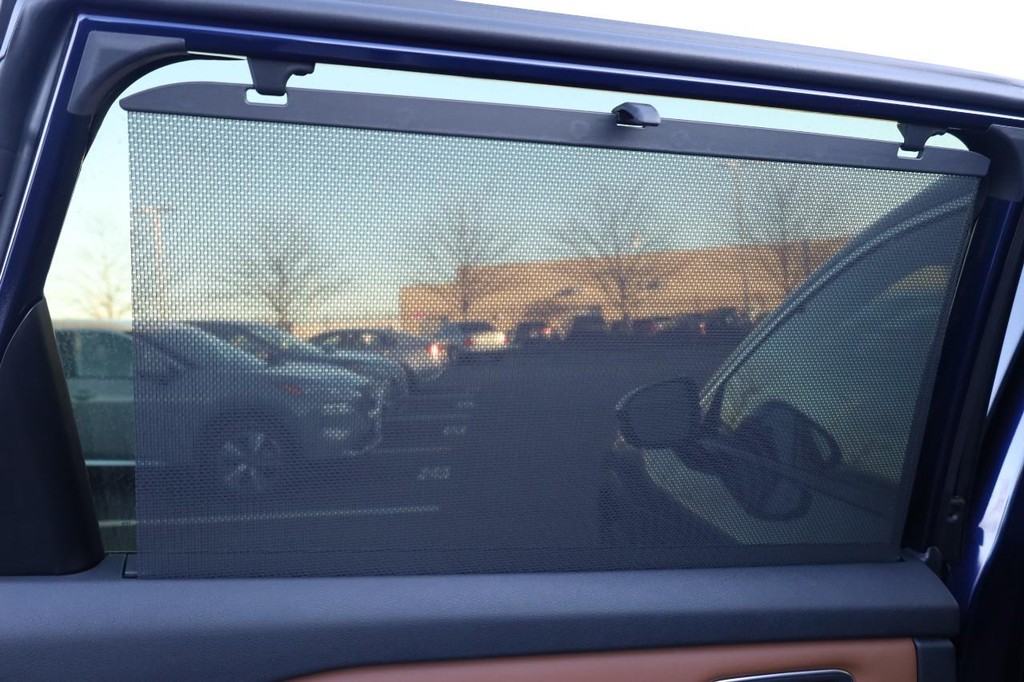 Nissan Rogue Vehicle Image 25