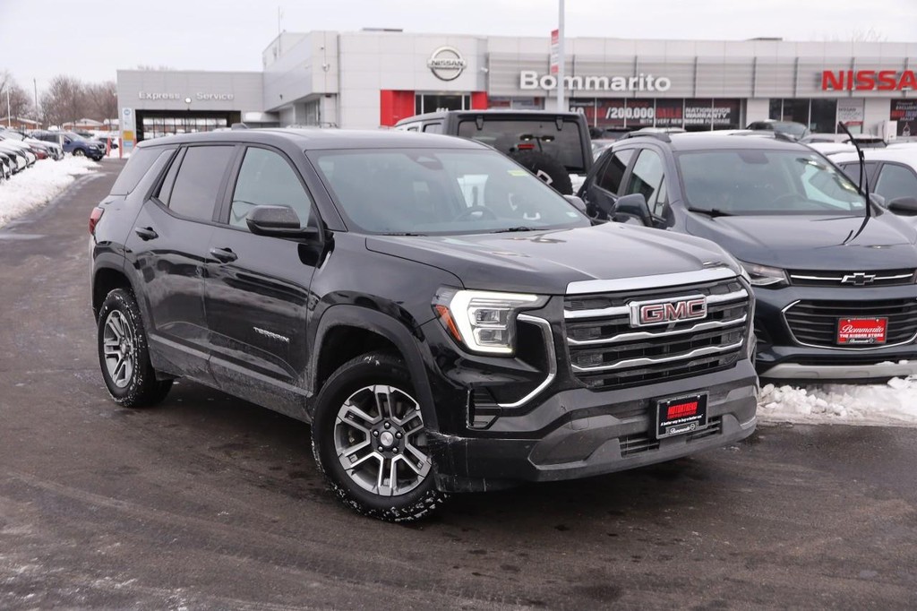 GMC Terrain Vehicle Image 02