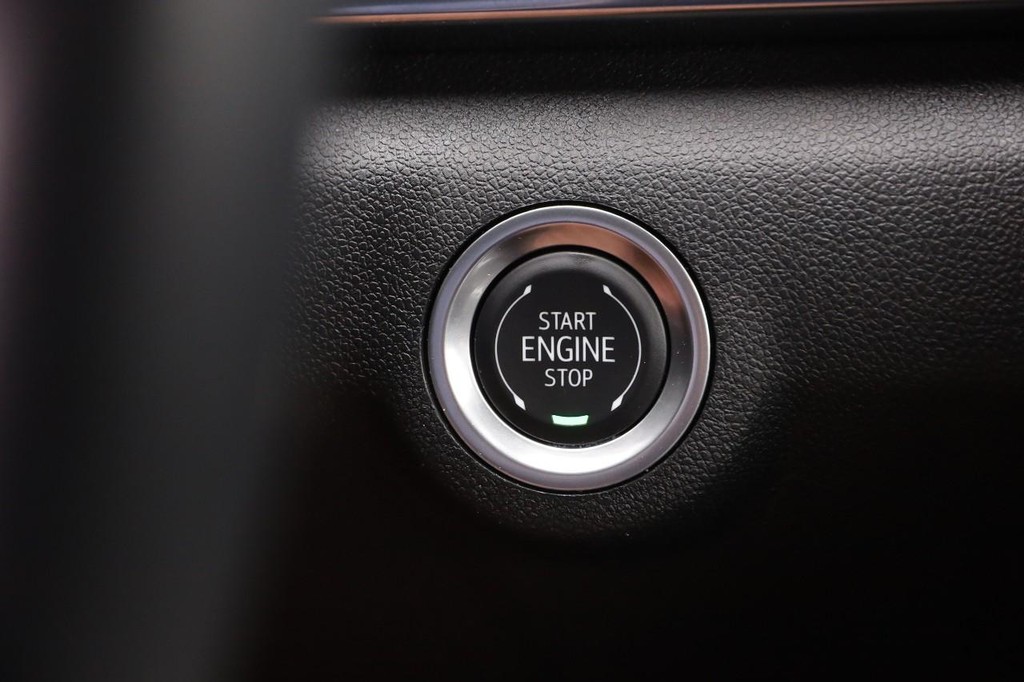 GMC Terrain Vehicle Image 14