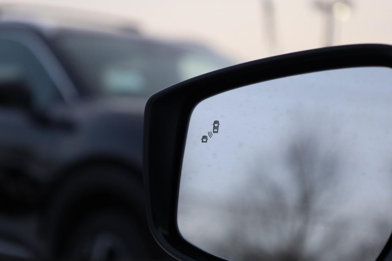 Nissan Versa Vehicle Image 17