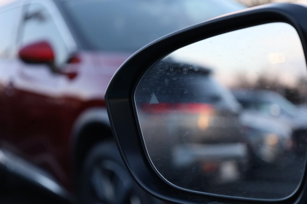 Nissan LEAF Vehicle Image 22