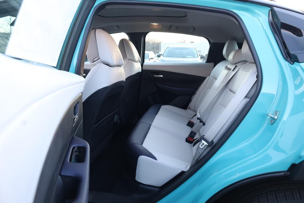 Nissan LEAF Vehicle Image 23