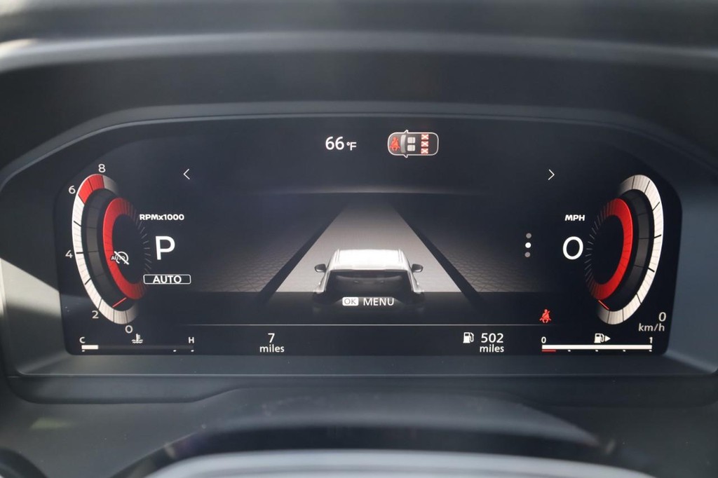 Nissan Rogue Vehicle Image 14