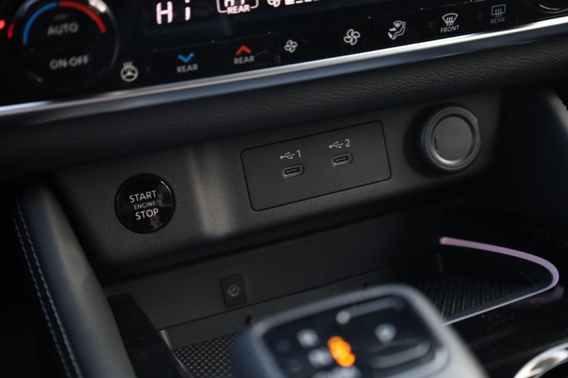 Nissan Rogue Vehicle Image 13