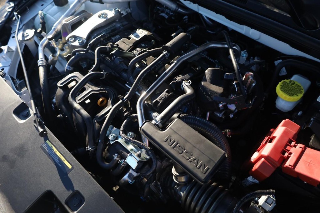 Nissan Sentra Vehicle Image 26