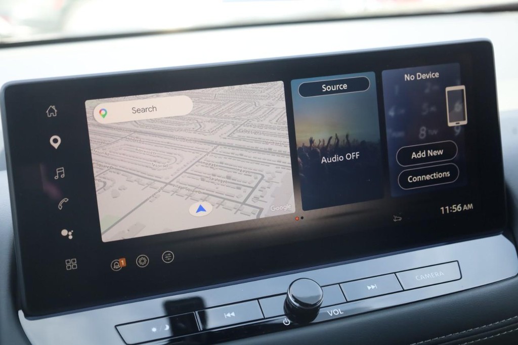 Nissan Rogue Vehicle Image 15