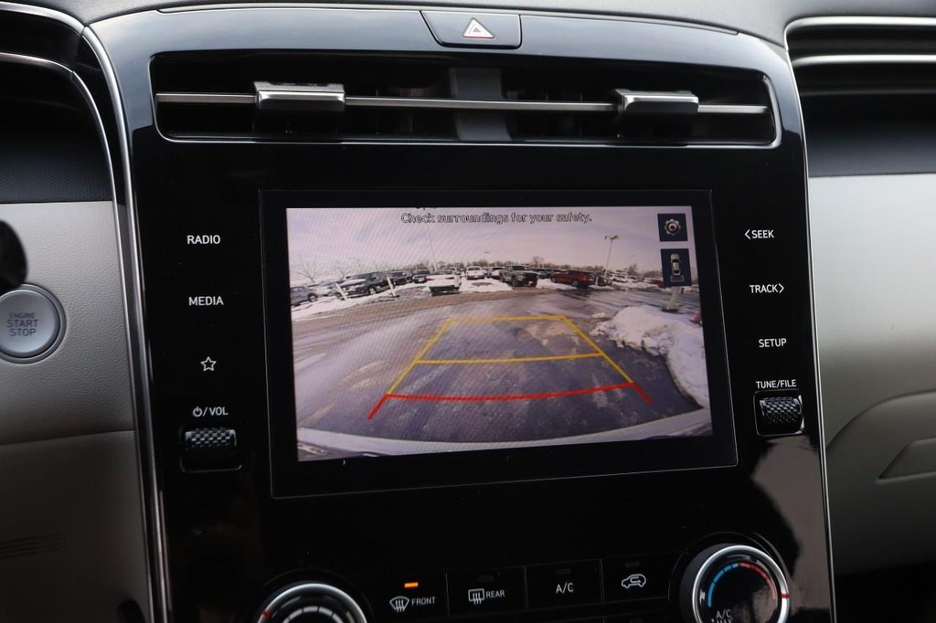 Hyundai Tucson Vehicle Image 17