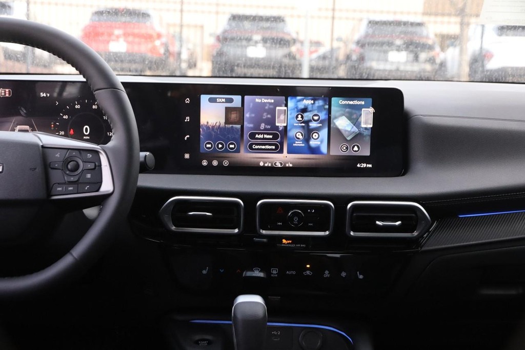 Nissan Sentra Vehicle Image 24