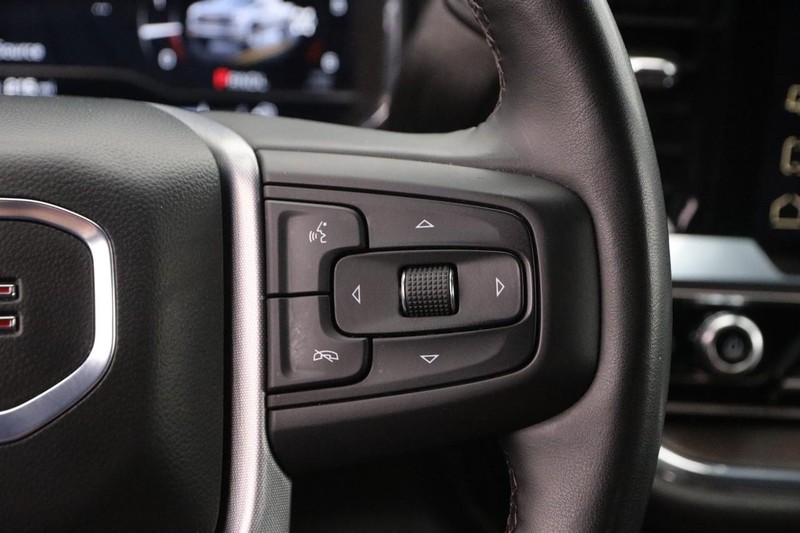 GMC Sierra 1500 Vehicle Image 12