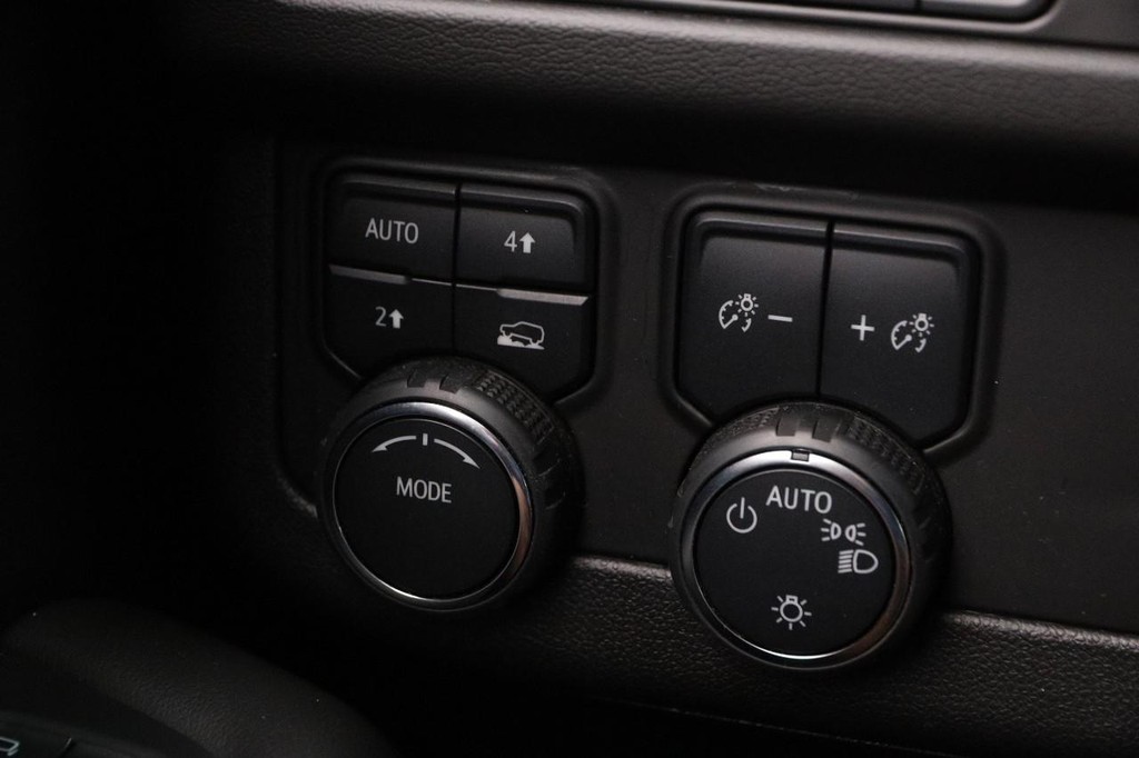 Chevrolet Tahoe Vehicle Full-screen Gallery Image 22