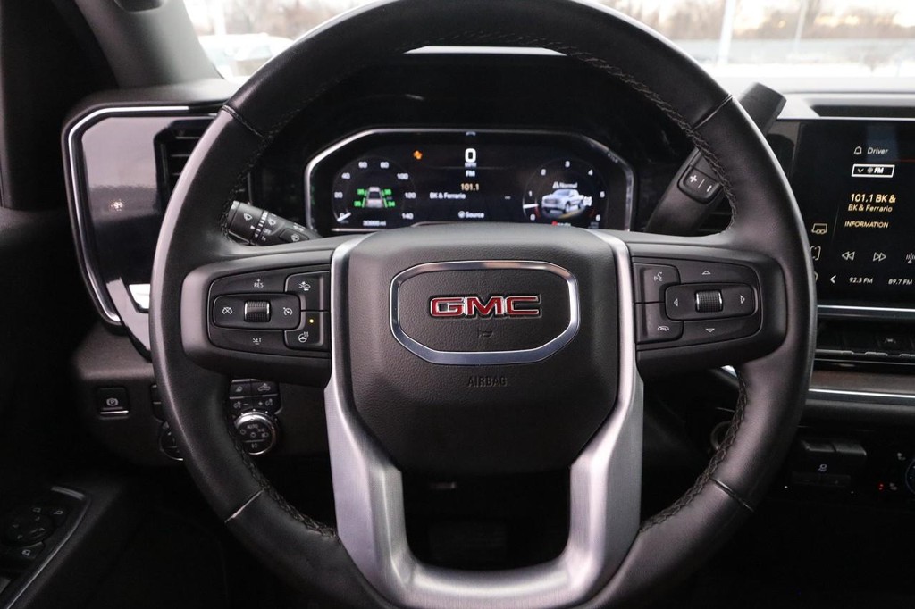 Chevrolet Tahoe Vehicle Full-screen Gallery Image 39