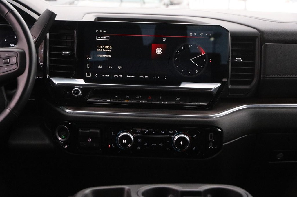 Chevrolet Tahoe Vehicle Full-screen Gallery Image 51