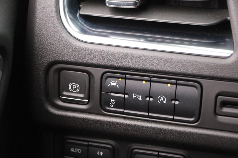 Chevrolet Tahoe Vehicle Image 21