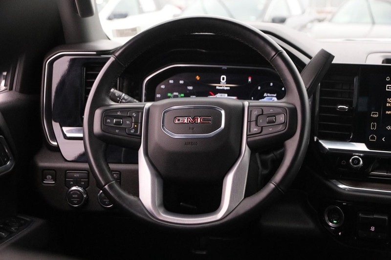 Chevrolet Tahoe Vehicle Image 50