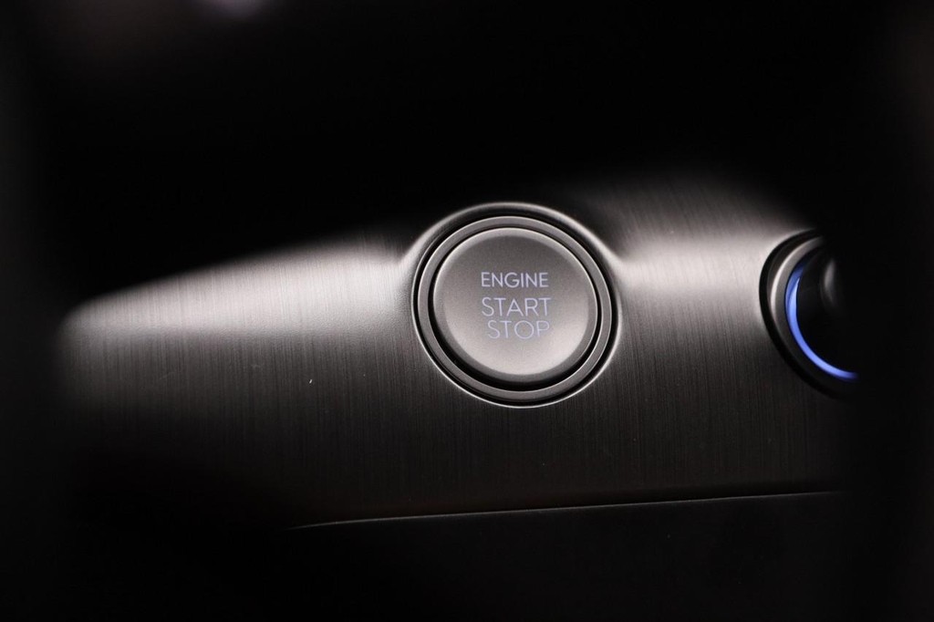 Hyundai Kona Vehicle Image 14