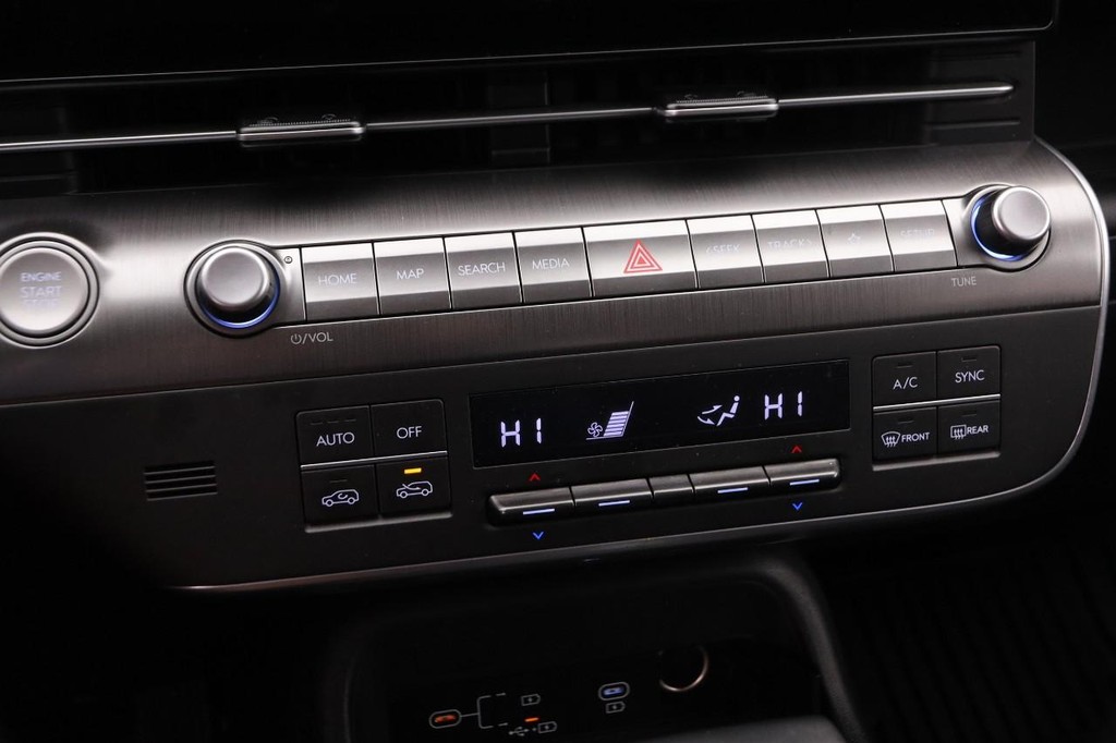 Hyundai Kona Vehicle Image 18