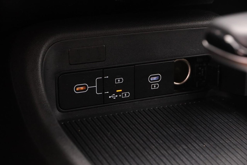 Hyundai Kona Vehicle Image 19