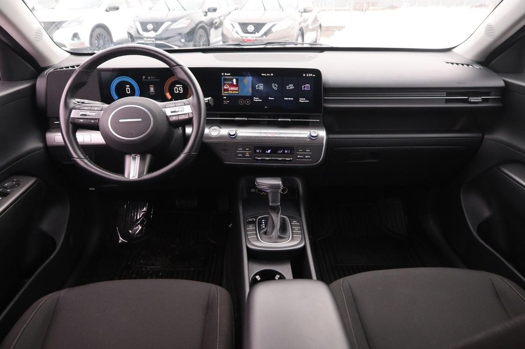 Hyundai Kona Vehicle Image 22