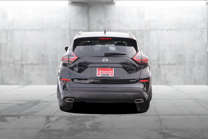Nissan Murano Vehicle Image 06