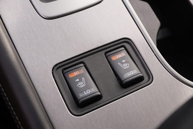 Nissan Murano Vehicle Image 18