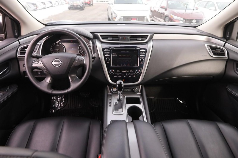 Nissan Murano Vehicle Image 20