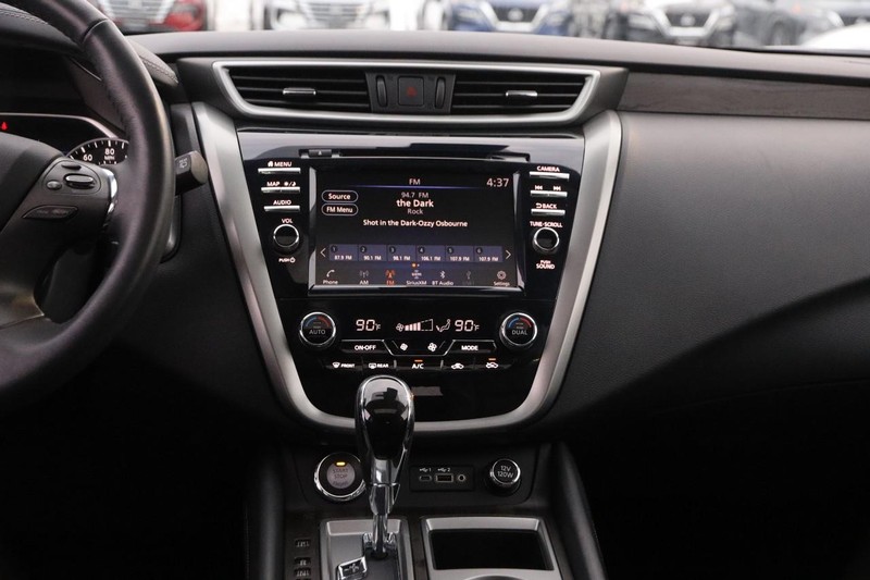 Nissan Murano Vehicle Image 25