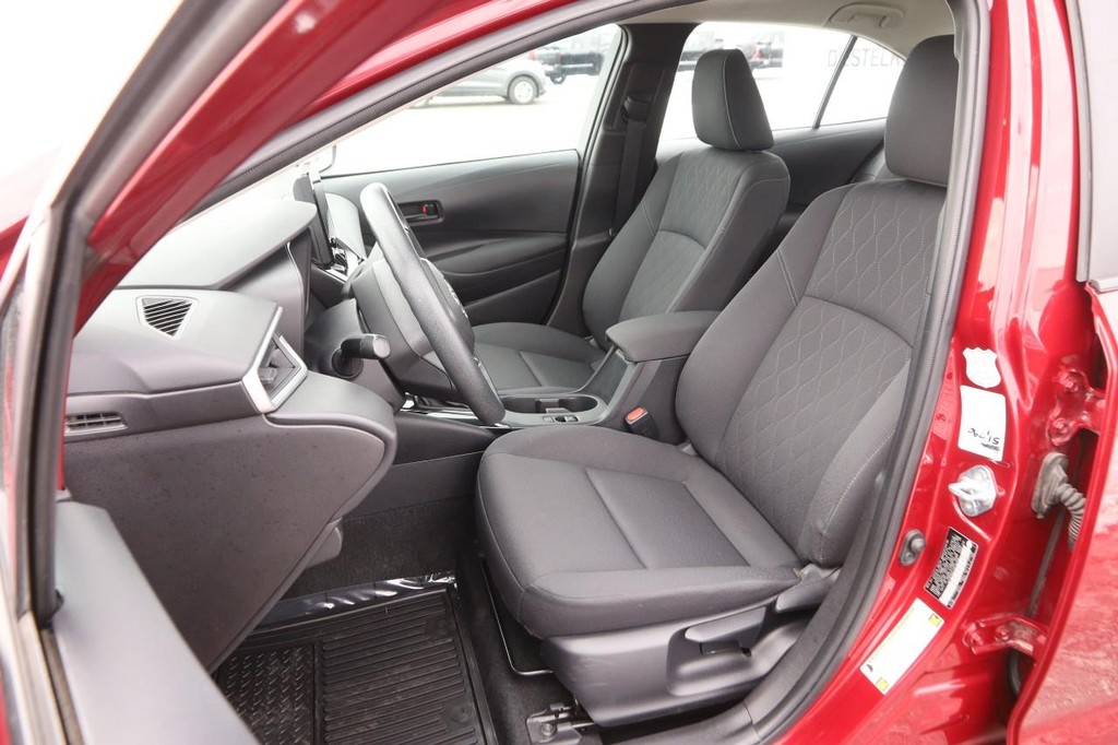 Toyota Corolla Vehicle Full-screen Gallery Image 8