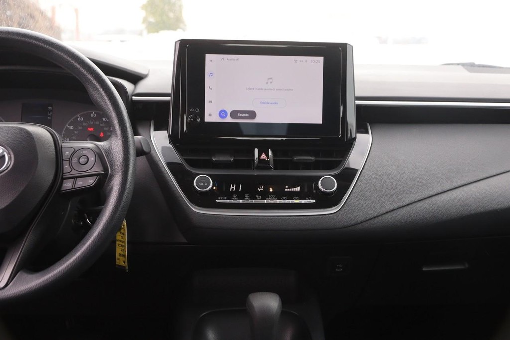 Toyota Corolla Vehicle Full-screen Gallery Image 20