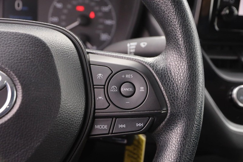 Toyota Corolla Vehicle Image 12