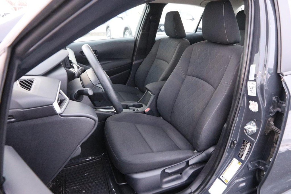 Toyota Corolla Vehicle Full-screen Gallery Image 8