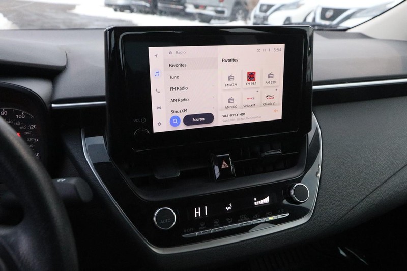 Toyota Corolla Vehicle Image 14